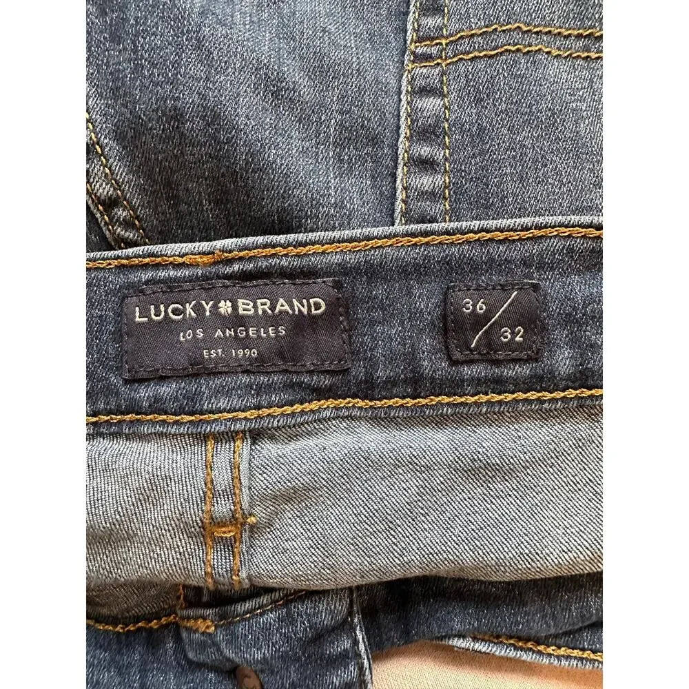 Lucky Brand 221 Straight Jeans Mens 36x32 Blue Denim Classic Fit